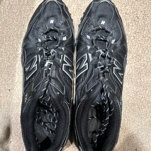 New Balance Men’s Black Athletic Sneakers with Reflective Accents - size 12